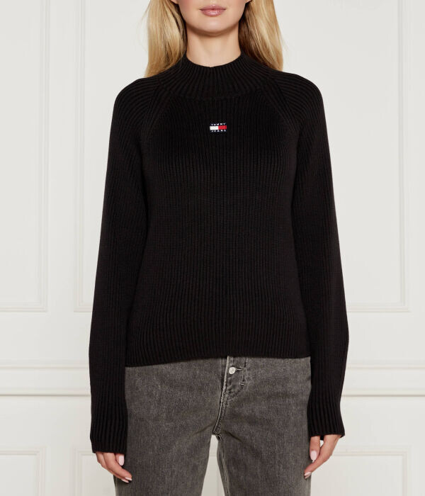 Полуводолазка Tommy Jeans Relaxed Fit, черный
Полуводолазка Tommy Jeans Relaxed Fit, черный