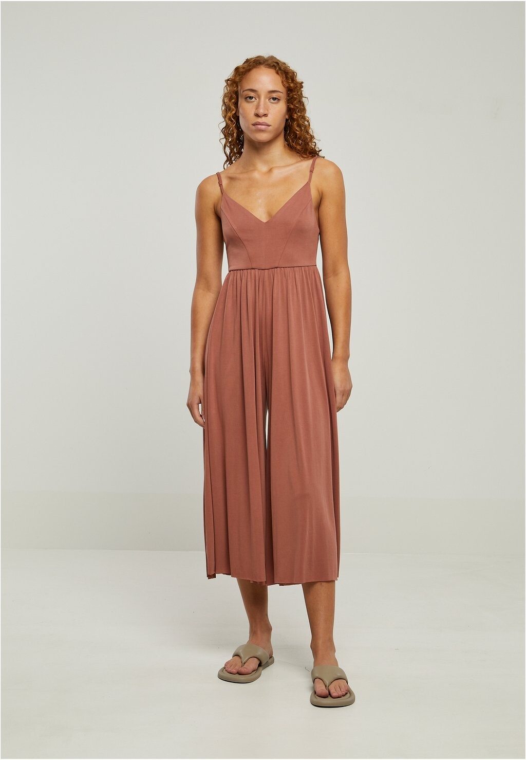 Комбинезон Urban Classics, терракотовый
Комбинезон Urban Classics, терракотовый