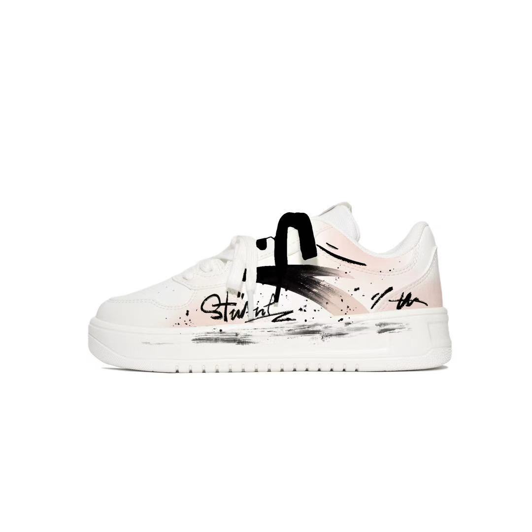 ANTA Easy Ink Wave Street Pink, освежающий стиль кампуса, милый, сладкий стиль, нишевые парные белые туфли Synthetic Leather
ANTA Easy Ink Wave Street Pink, освежающий стиль кампуса, милый, сладкий стиль, нишевые парные белые туфли Synthetic Leather