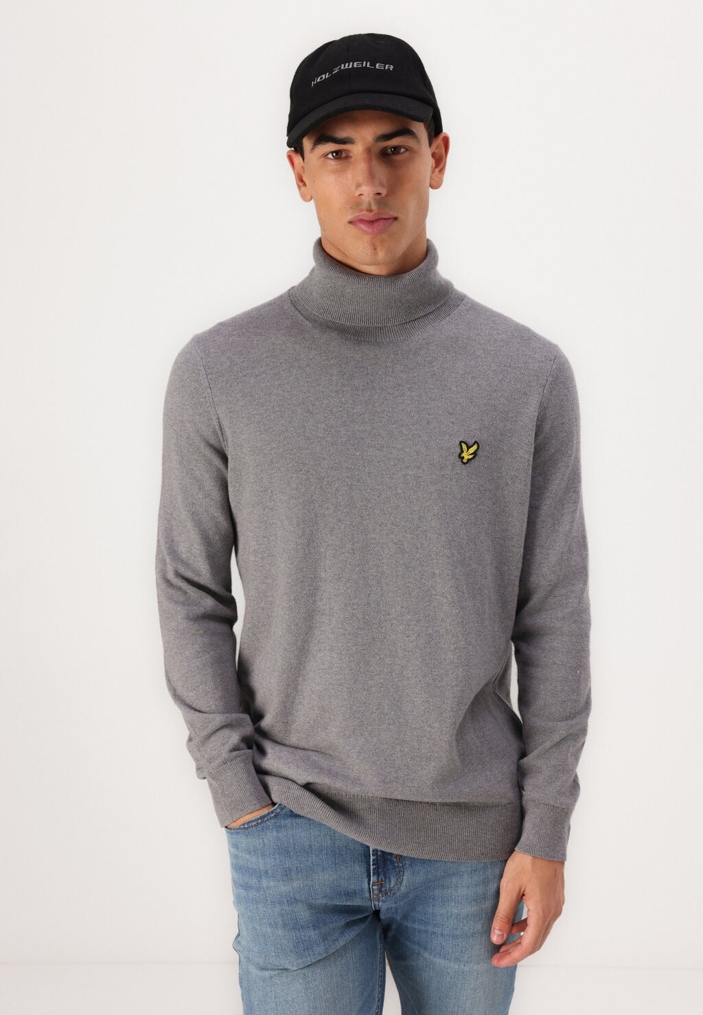 Джемпер TURTLENECK JUMPER Lyle & Scott, серый 
Джемпер TURTLENECK JUMPER Lyle & Scott, серый