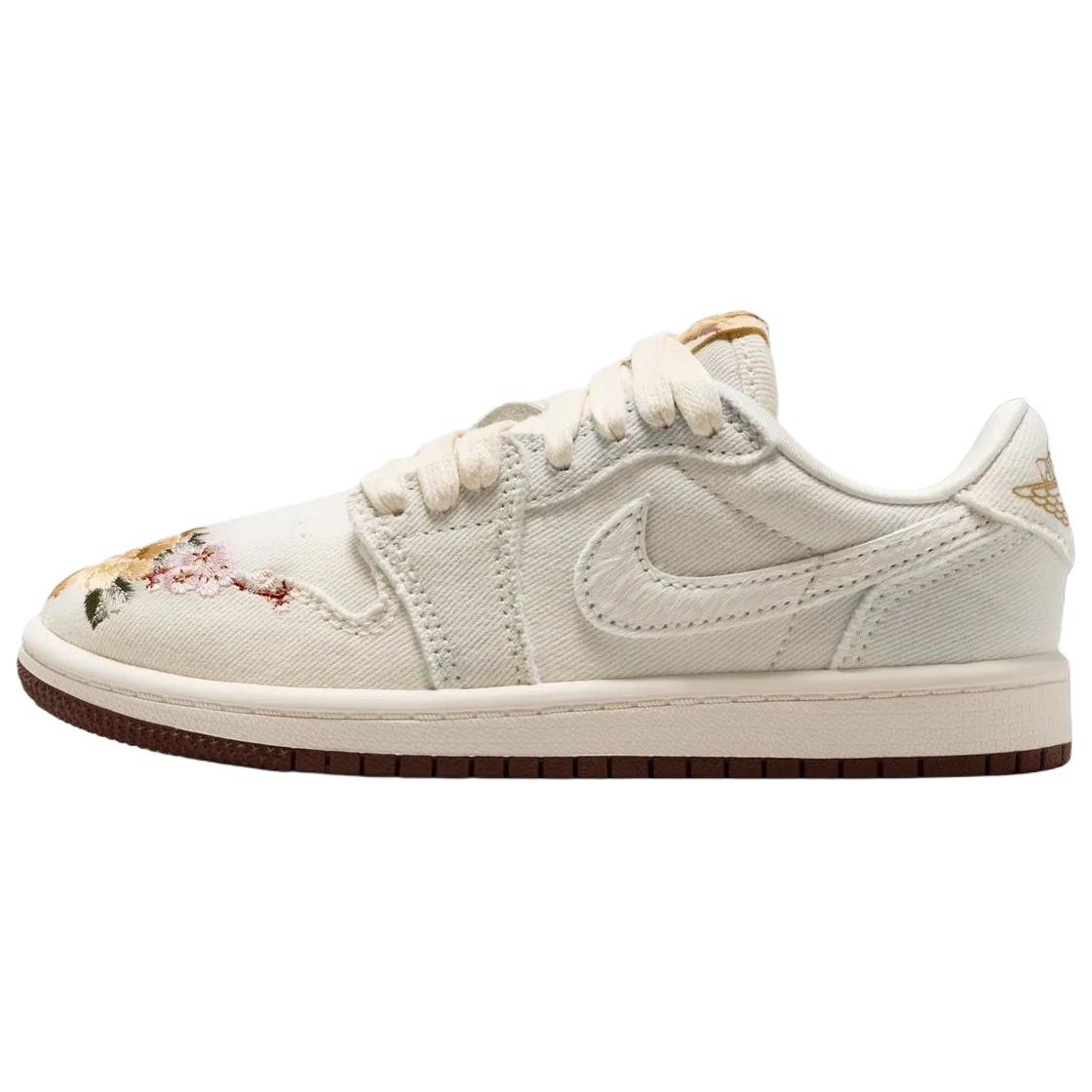 Jordan Кроссовки Air 1 Low top детские баскетбольные Ecru для детей 3-7 лет
Jordan Кроссовки Air 1 Low top детские баскетбольные Ecru для детей 3-7 лет