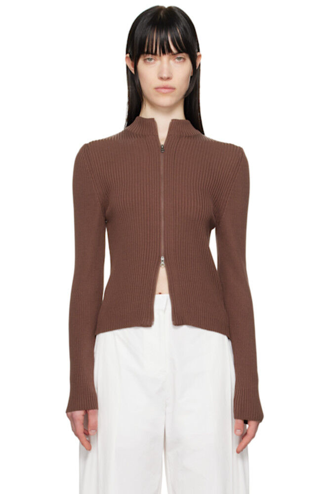 Коричневый ребристый кардиган с воротником-стойкой AMOMENTO
Коричневый ребристый кардиган с воротником-стойкой AMOMENTO