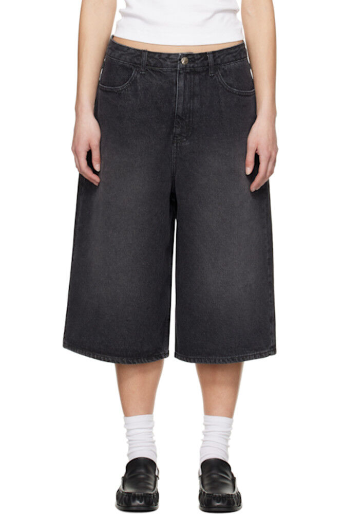 Черный знак, TRS Tag 01 Джинсовые шорты ADER error
Черный знак, TRS Tag 01 Джинсовые шорты ADER error