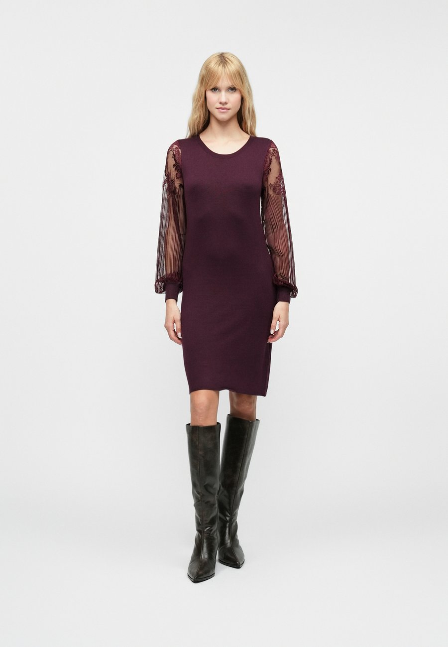 Платье ONLY ONLLACEY O NECK DRESS, Winetasting /Bordeaux
Платье ONLY ONLLACEY O NECK DRESS, Winetasting /Bordeaux