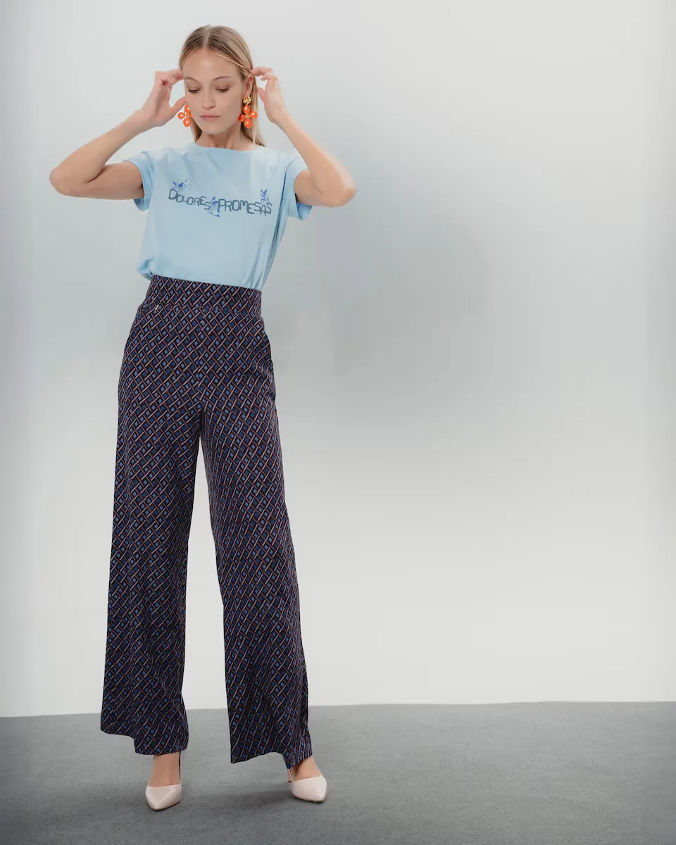 Женская футболка Dolores y Tula Dolores Promesas, синий
Женская футболка Dolores y Tula Dolores Promesas, синий