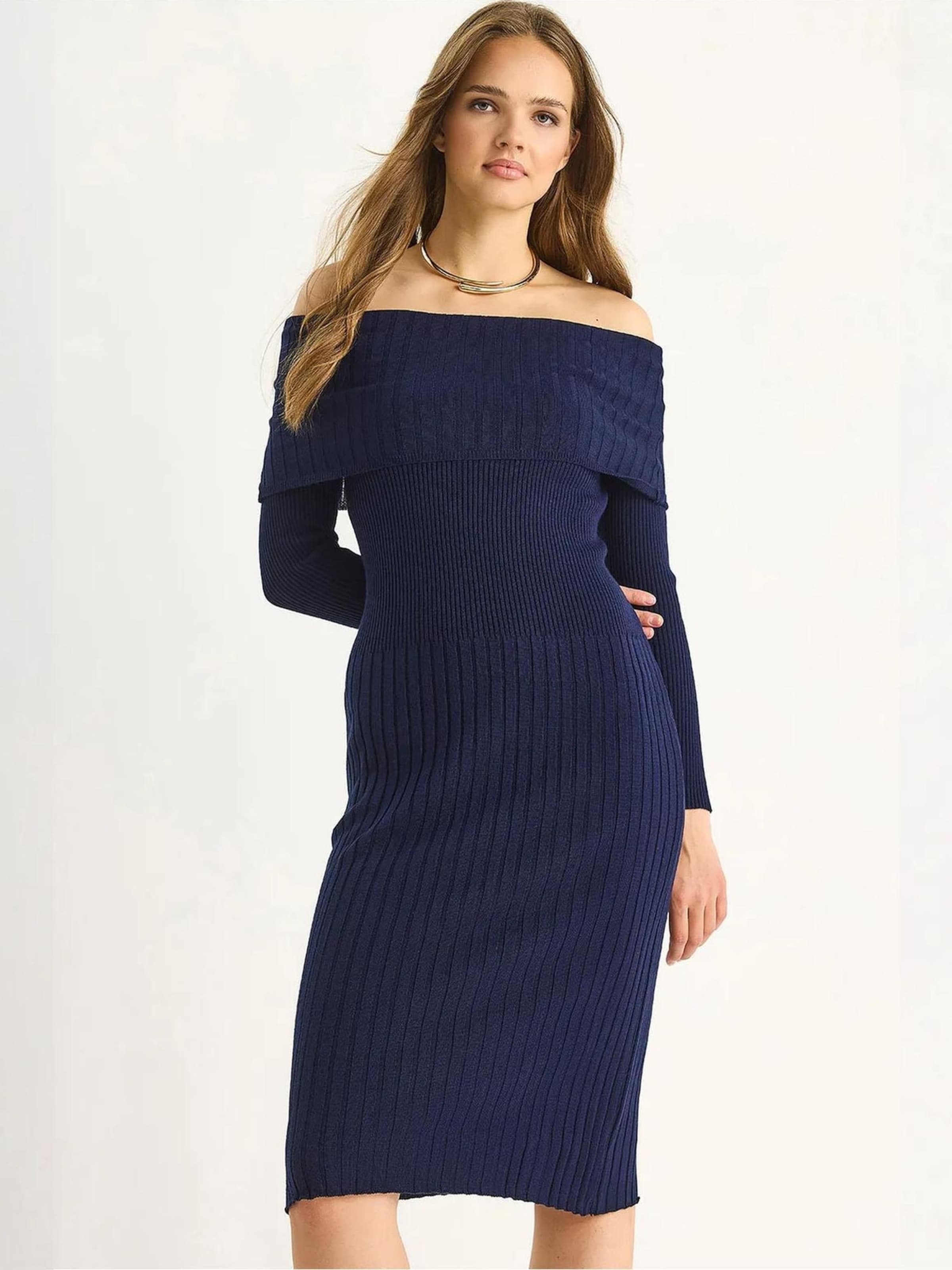 Bianco Lucci Вязаное платье в цвете Marine Blue
Bianco Lucci Вязаное платье в цвете Marine Blue