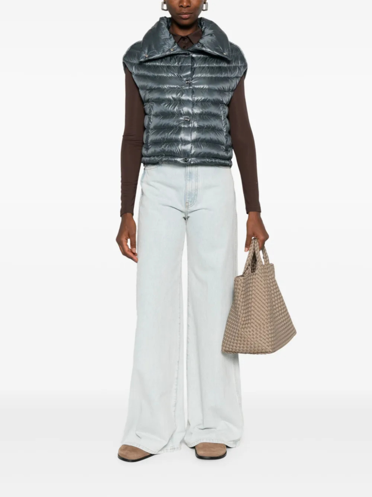 Стеганый жилет с высоким воротом Herno, синий
Стеганый жилет с высоким воротом Herno, синий