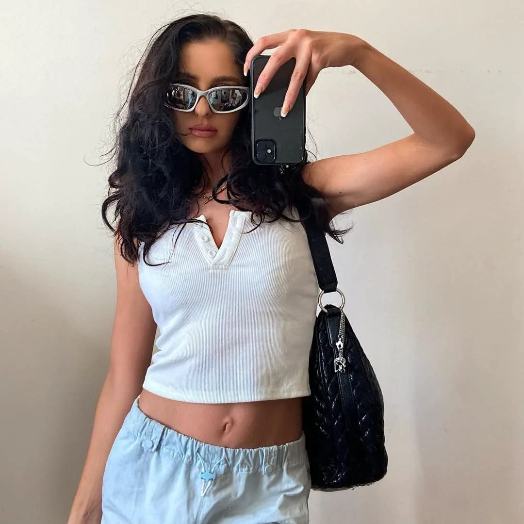 Солнцезащитные очки JASPIN Y2K с обтекаемой формой для женщин и мужчин, серебристые, овальные, модные, спортивные, с защитой от УФ-излучения, A8/Black +Black Grey
Солнцезащитные очки JASPIN Y2K с обтекаемой формой для женщин и мужчин, серебристые, овальные, модные, спортивные, с защитой от УФ-излучения, A8/Black +Black Grey