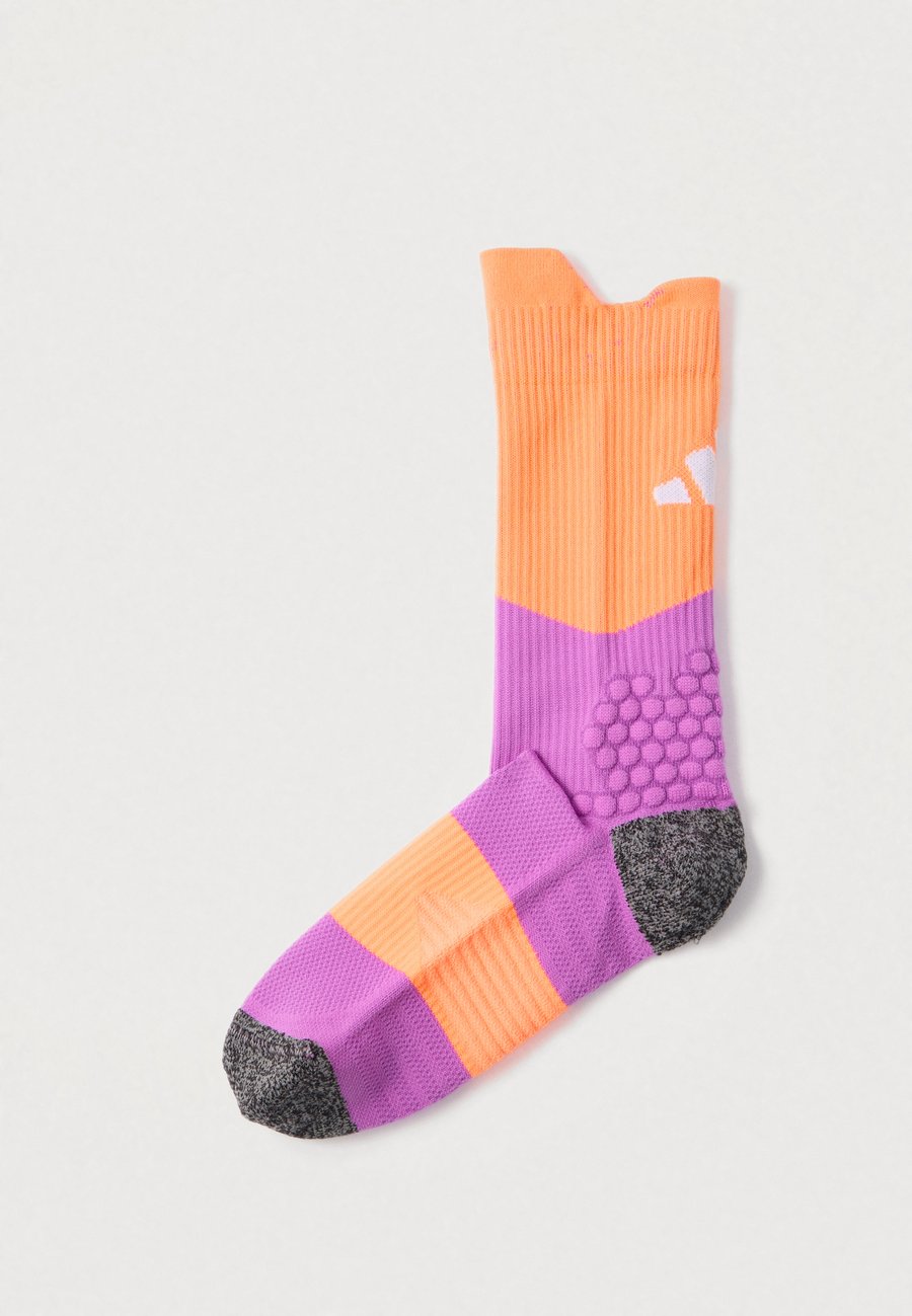 Носки Adidas Performance RUNXBOOST SOCK UNISEX, Purple Burst/Lucid Orange/White/Lilac
Носки Adidas Performance RUNXBOOST SOCK UNISEX, Purple Burst/Lucid Orange/White/Lilac