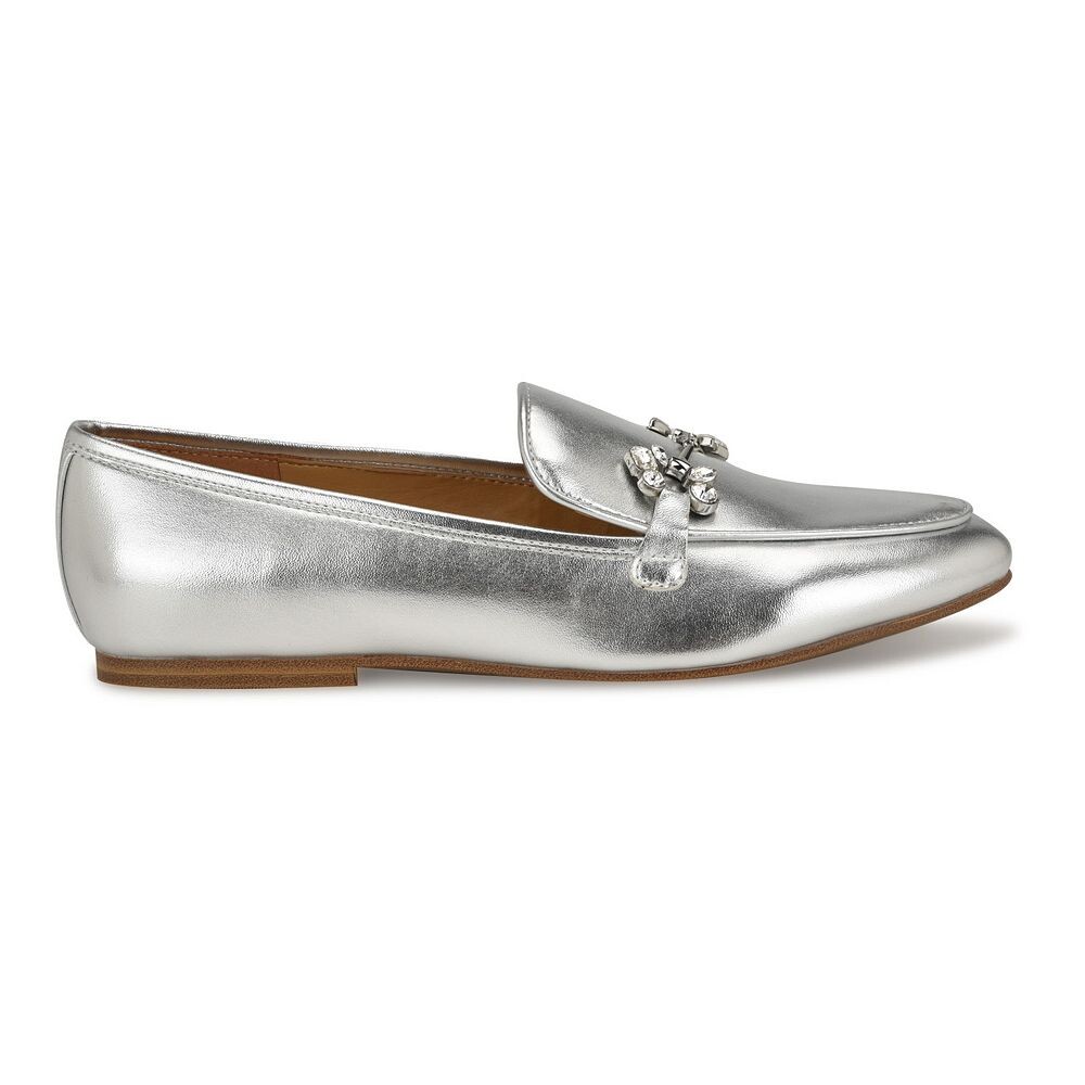 Женские лоферы без шнуровки Nine West Bennit с круглым носком, цвет Silver
Женские лоферы без шнуровки Nine West Bennit с круглым носком, цвет Silver