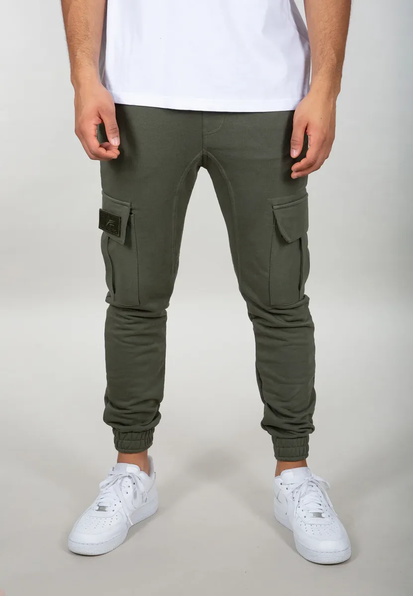 Спортивные брюки Alpha Industries " Alpha Industries Мужчины - Jogger Terry Jogger", оливковый
Спортивные брюки Alpha Industries " Alpha Industries Мужчины - Jogger Terry Jogger", оливковый