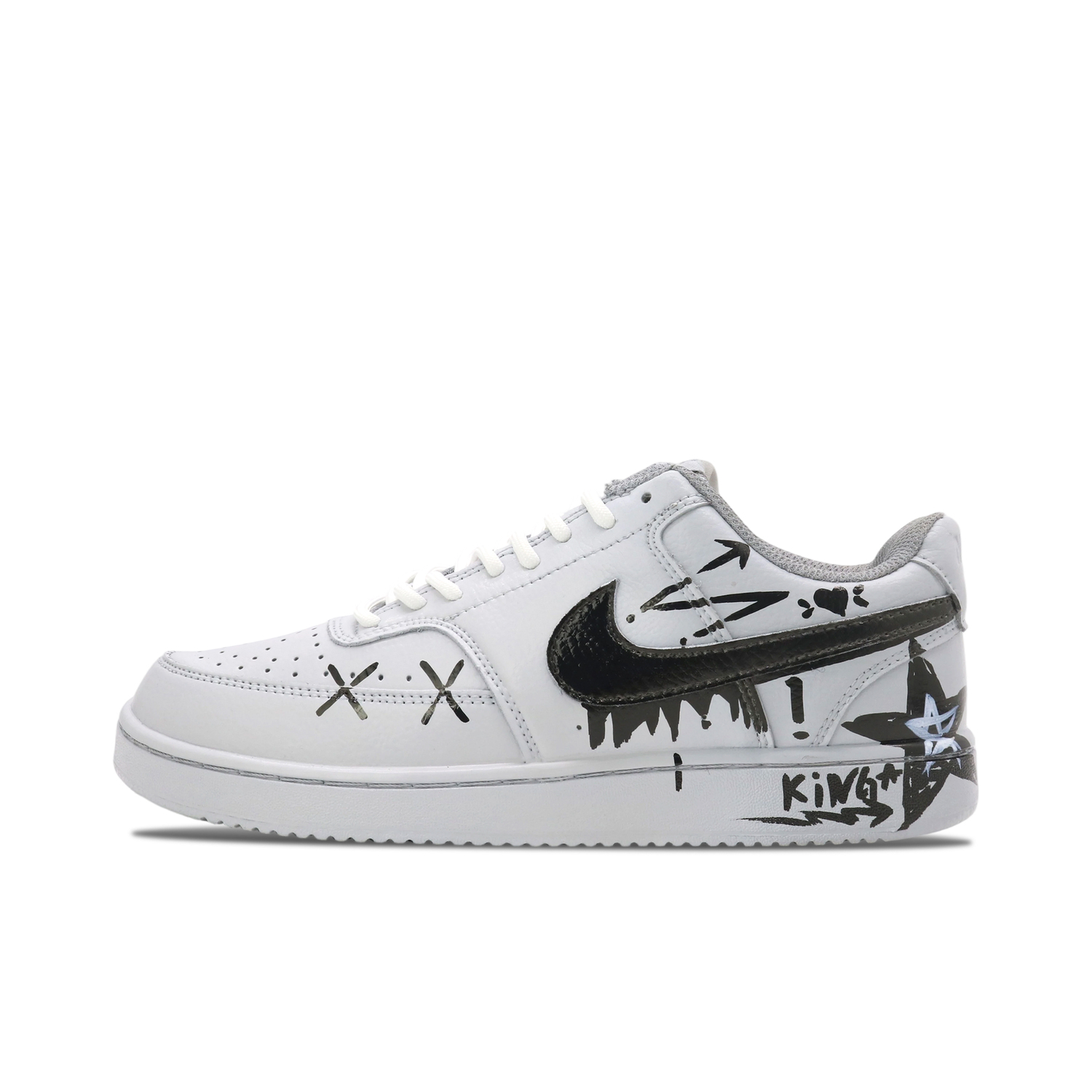 Court Vision 1 King Of Lead Glitter устойчивые к износу и легкие низкие кроссовки для скейтбординга Unisex серый белый Nike, Lead
Court Vision 1 King Of Lead Glitter устойчивые к износу и легкие низкие кроссовки для скейтбординга Unisex серый белый Nike, Lead