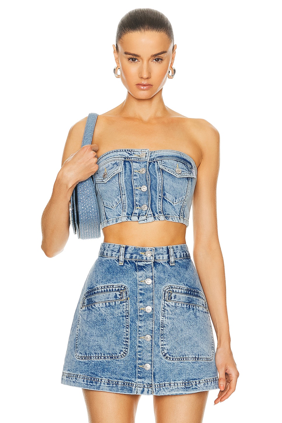 Синий джинсовый топ из переработанного денима Moschino Jeans, цвет Fantasy Print Blue
Синий джинсовый топ из переработанного денима Moschino Jeans, цвет Fantasy Print Blue