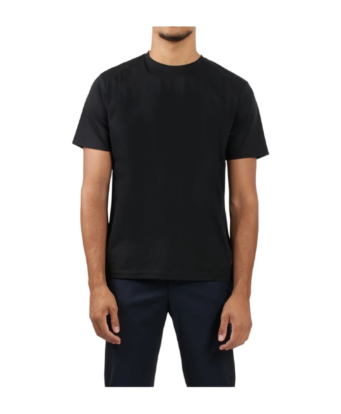 Черные бутсы, футболка Peuterey, черный
Черные бутсы, футболка Peuterey, черный