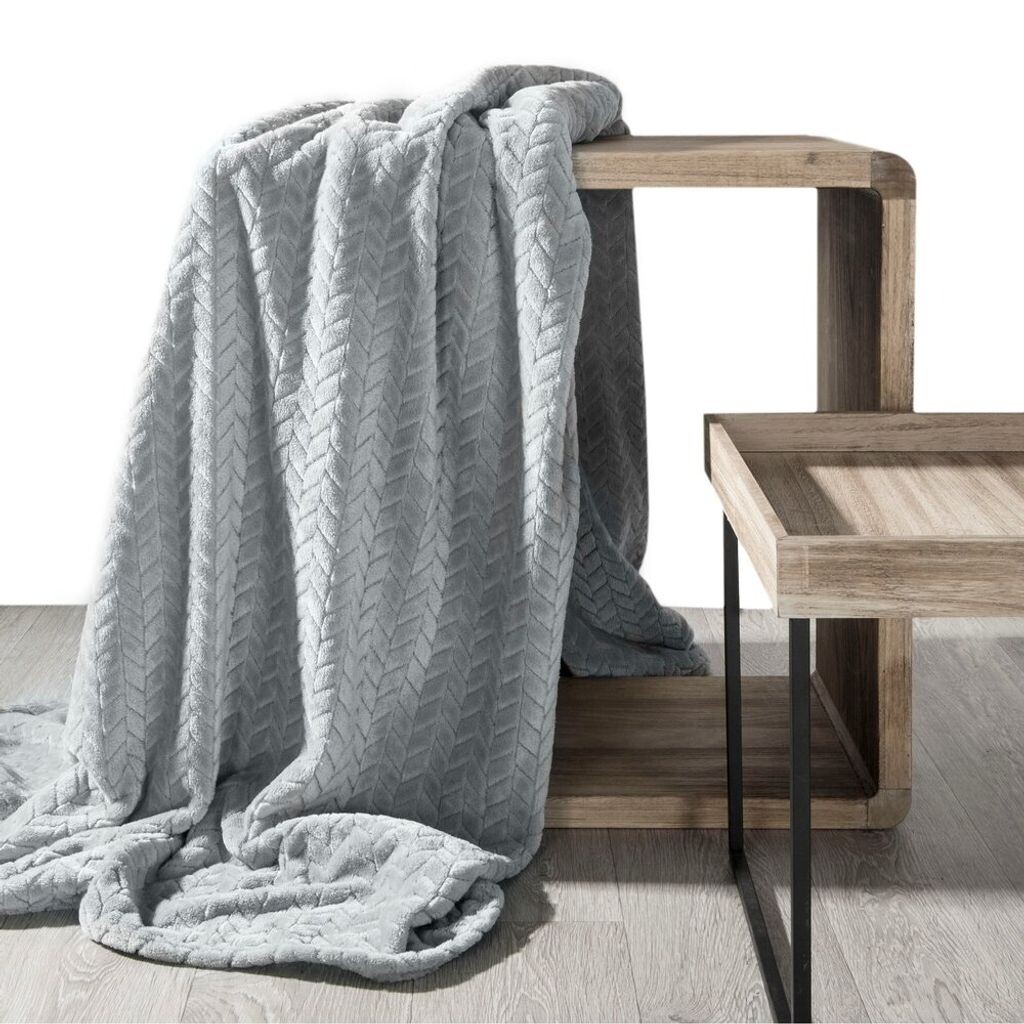 Design91 Очаровательное мягкое одеяло CINDY 220x200 см серебристый Flano Eurofirany, светло-серый
Design91 Очаровательное мягкое одеяло CINDY 220x200 см серебристый Flano Eurofirany, светло-серый