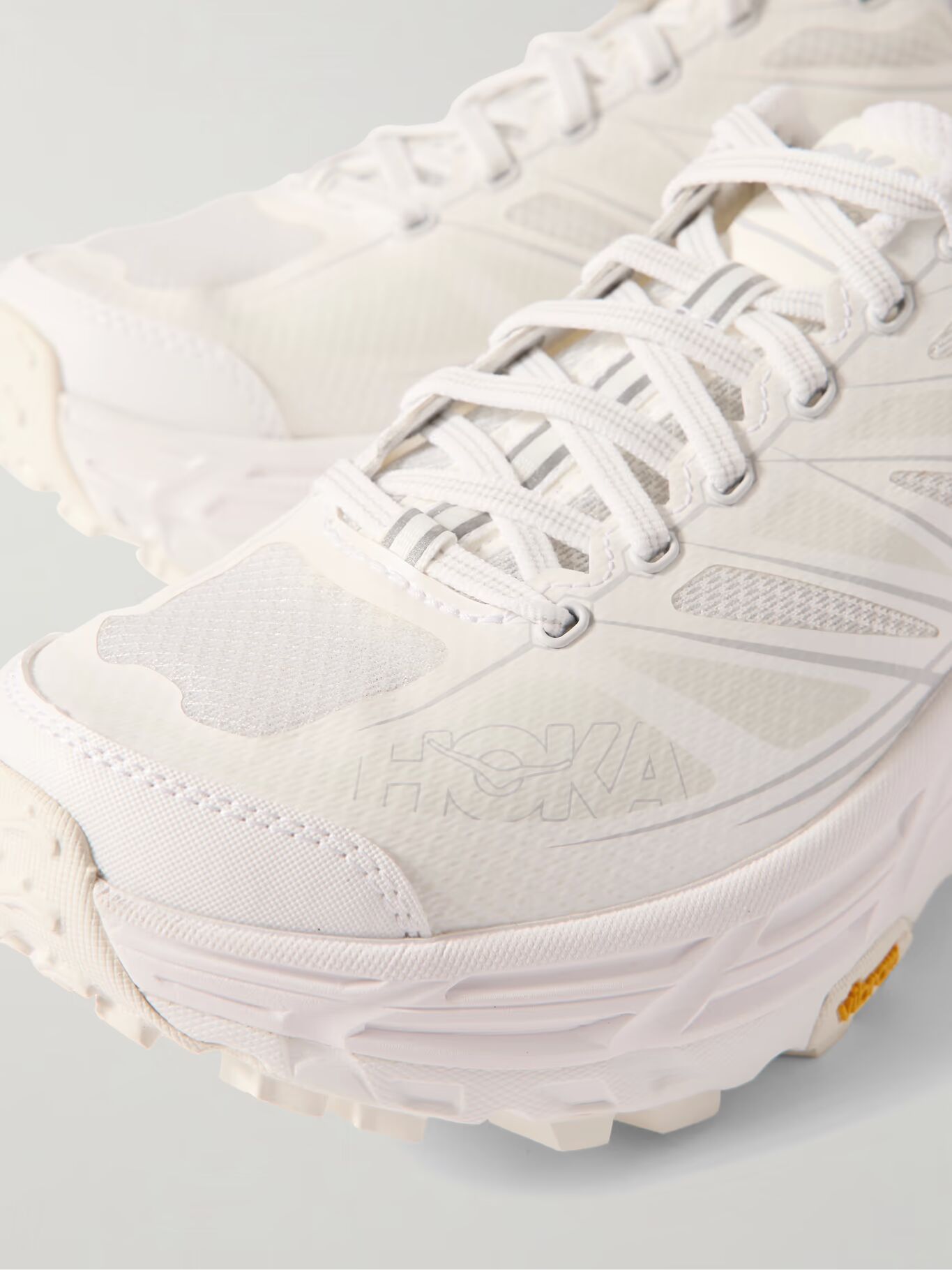 Кроссовки для бега Mafate Speed 2 из резины и сетки HOKA, белый
Кроссовки для бега Mafate Speed 2 из резины и сетки HOKA, белый