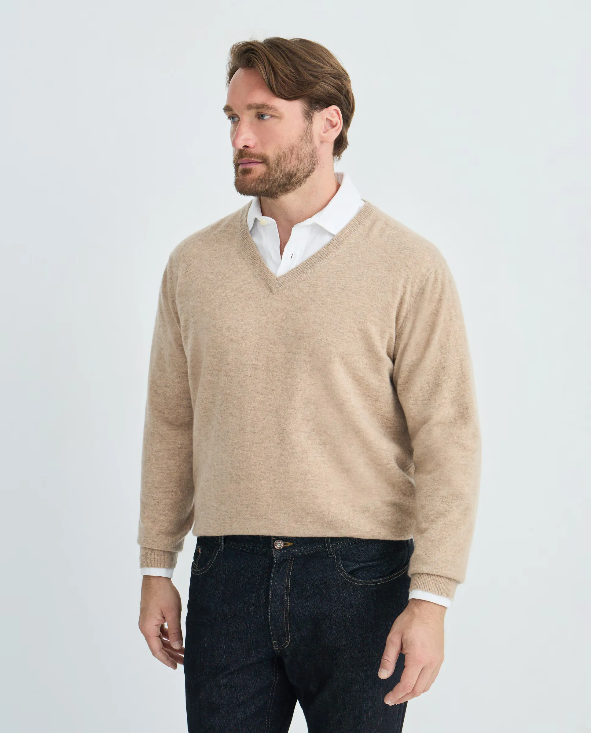 Джемпер мужской с V-образным вырезом гладкий кашемир большие размеры Emidio Tucci, бежевый 
Джемпер мужской с V-образным вырезом гладкий кашемир большие размеры Emidio Tucci, бежевый