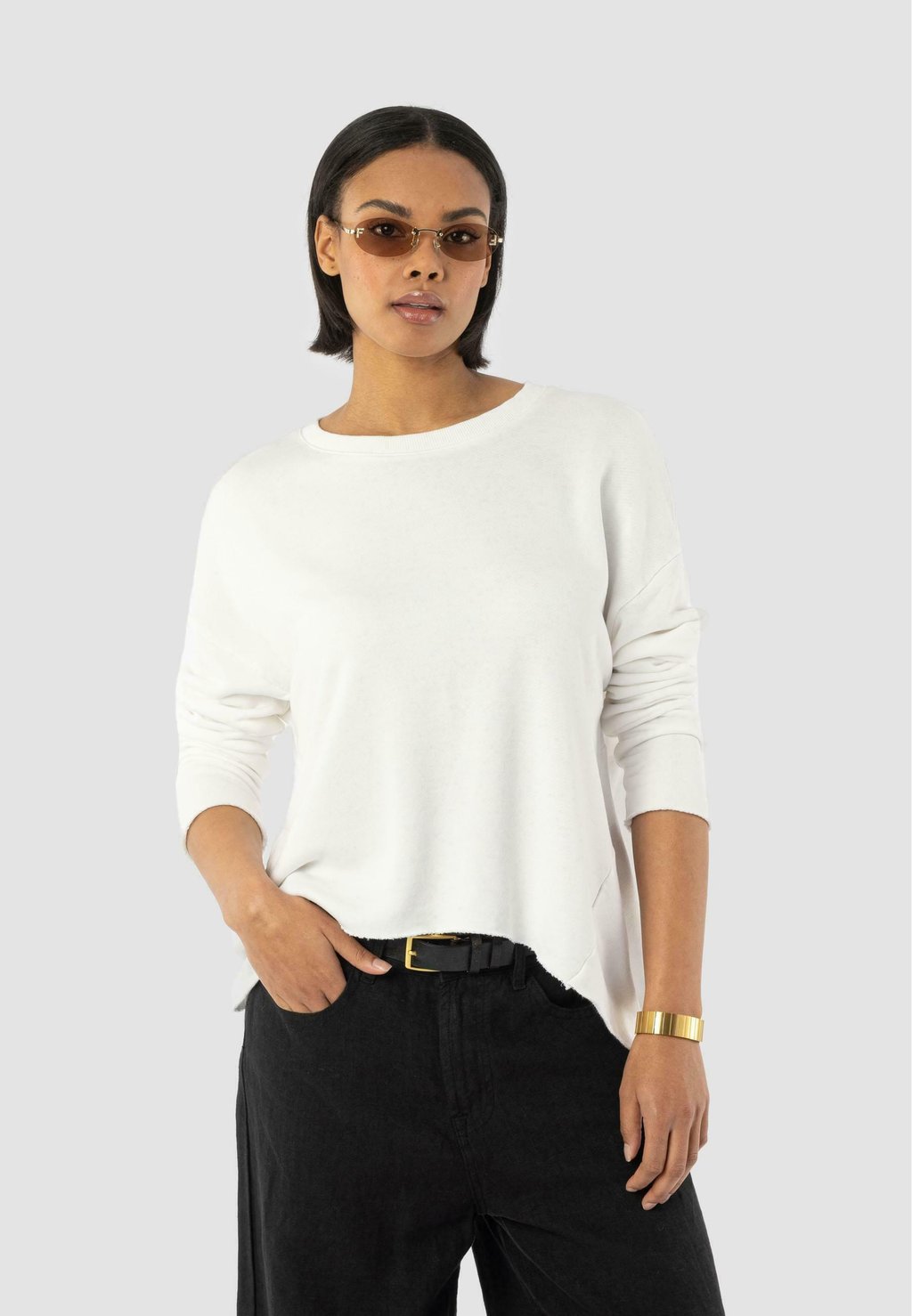 Джемпер VALENTINA Elias Rumelis, кремовый
Джемпер VALENTINA Elias Rumelis, кремовый