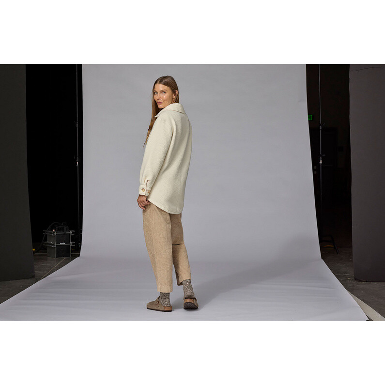 Женская куртка Shaket в стиле ретро с ворсом Patagonia, бежевый
Женская куртка Shaket в стиле ретро с ворсом Patagonia, бежевый