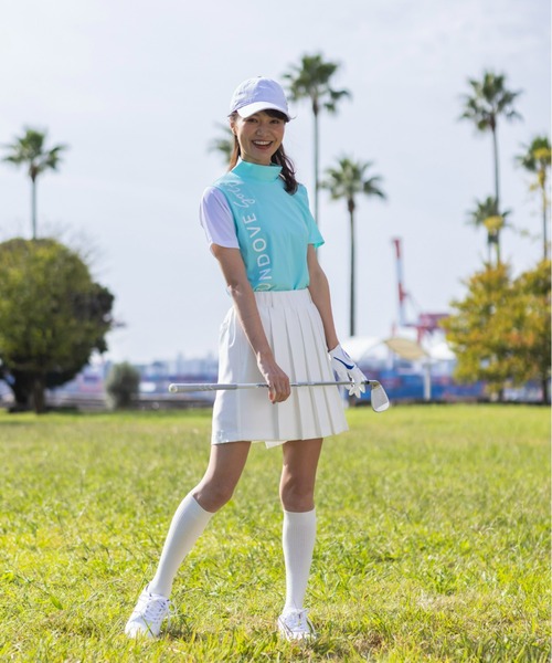 UNDOVE Женская футболка для гольфа из влагоотводящей и быстросохнущей ткани
UNDOVE Женская футболка для гольфа из влагоотводящей и быстросохнущей ткани