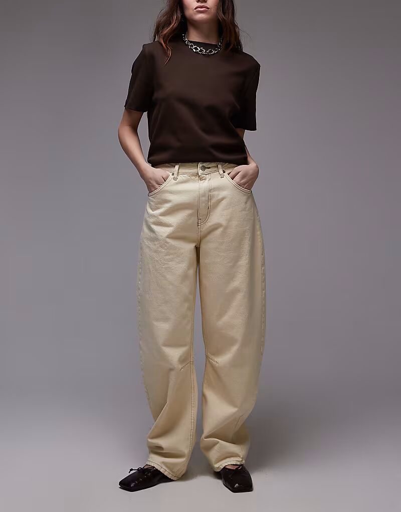 Джинсы Topshop Barrel средней посадки цвета пахты
Джинсы Topshop Barrel средней посадки цвета пахты