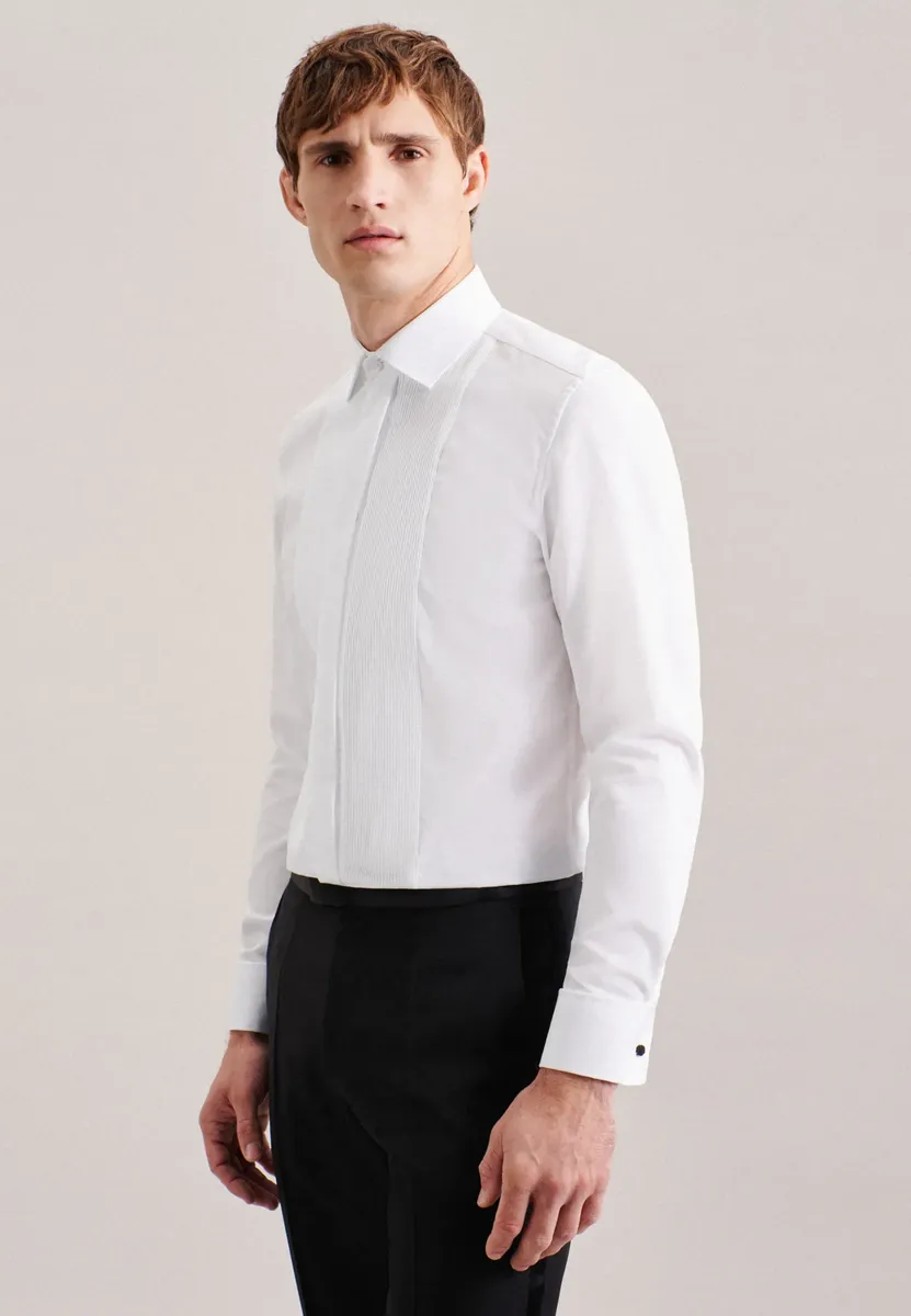 Рубашка под смокинг seidensticker, фасонная, с длинными рукавами, воротник Кент, однотонная, белый
Рубашка под смокинг seidensticker, фасонная, с длинными рукавами, воротник Кент, однотонная, белый