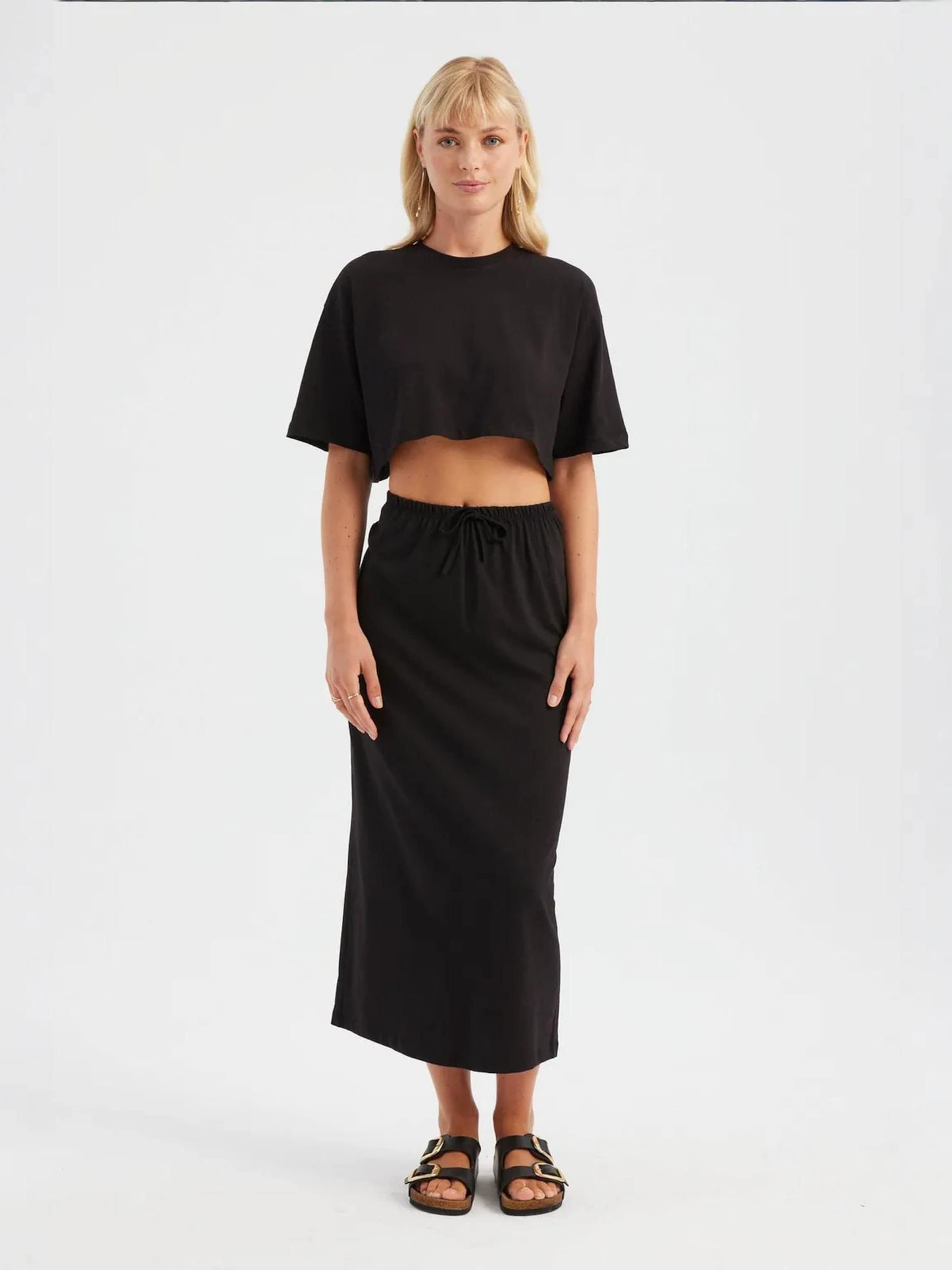 Hiccup Workwear в черном цвете
Hiccup Workwear в черном цвете