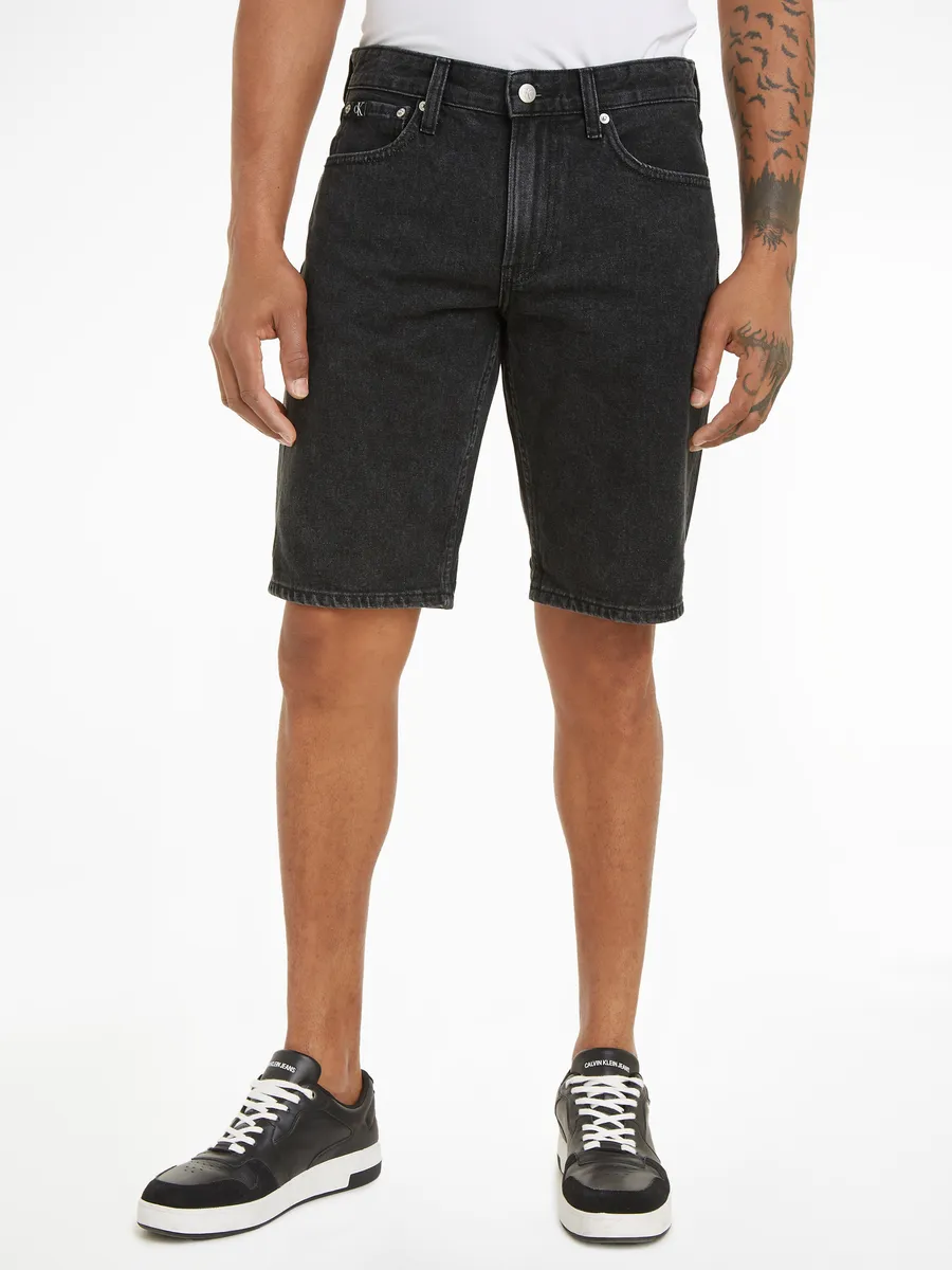 Джинсы Calvin Klein Jeans обычного кроя "REGULAR SHORT", классической формы с пятью карманами, серый
Джинсы Calvin Klein Jeans обычного кроя "REGULAR SHORT", классической формы с пятью карманами, серый