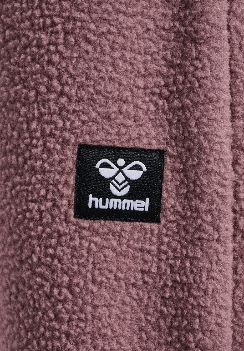 Спортивные штаны LATLAS Hummel, пестрая сирень
Спортивные штаны LATLAS Hummel, пестрая сирень
