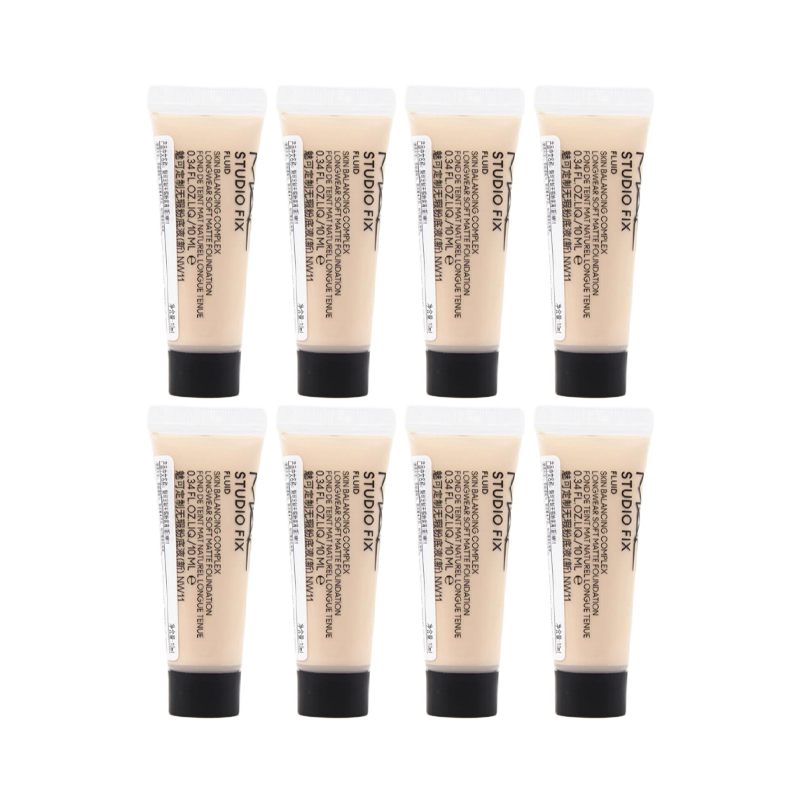 Набор пробников жидкой тональной основы Flawless легко растушевывается матовый выравнивает тон кожи 5мл*4+насадки-дозаторы MAC
Набор пробников жидкой тональной основы Flawless легко растушевывается матовый выравнивает тон кожи 5мл*4+насадки-дозаторы MAC