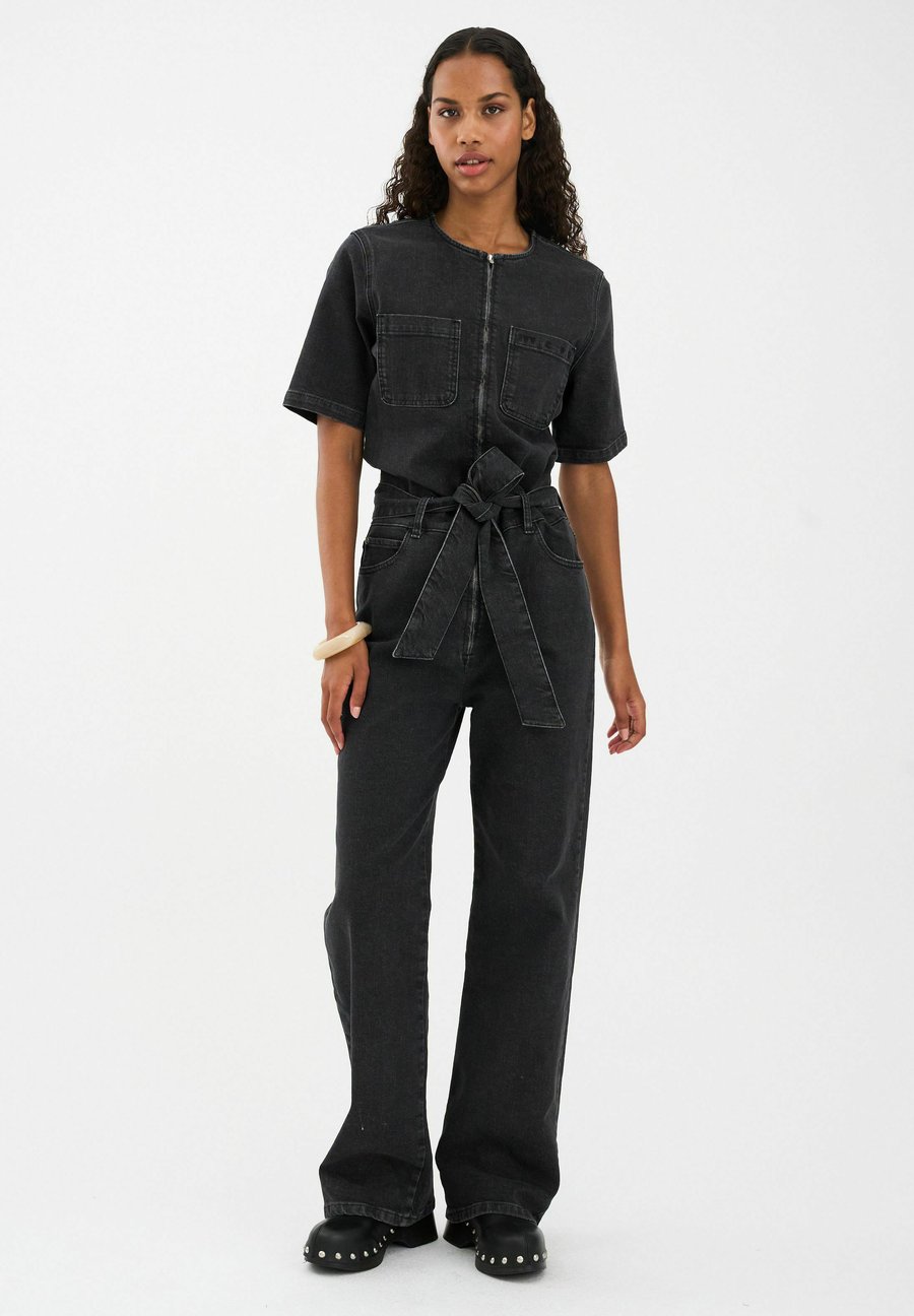 Комбинезон Ivy Copenhagen NEW LAVINA SS WASH TENERIFE, Black
Комбинезон Ivy Copenhagen NEW LAVINA SS WASH TENERIFE, Black