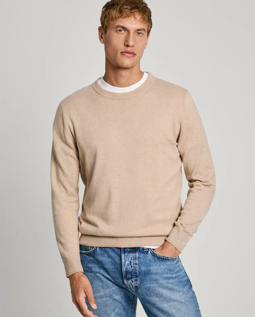 Мужской свитер с круглым вырезом и вышитым логотипом на рукаве Pepe Jeans, бежевый 
Мужской свитер с круглым вырезом и вышитым логотипом на рукаве Pepe Jeans, бежевый