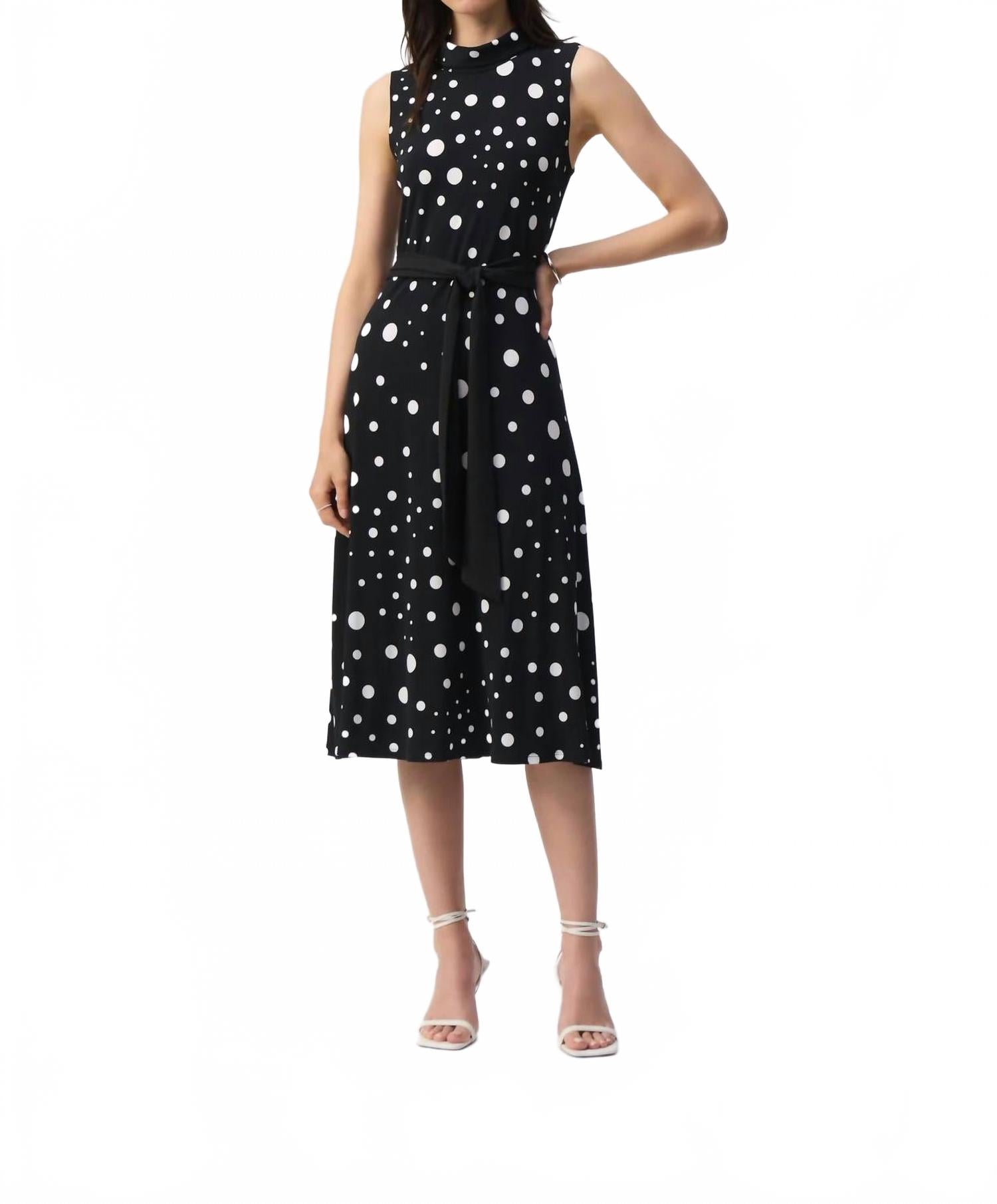 Черно-ванильное платье миди в горошек с поясом Joseph Ribkoff
Черно-ванильное платье миди в горошек с поясом Joseph Ribkoff