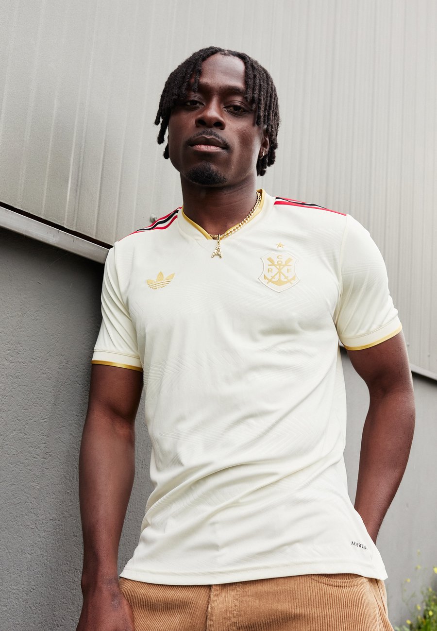 Футболка Adidas Originals CR FLAMENGO 25 THIRD JERSEY, Cream White/Beige, Белый, Футболка Adidas Originals CR FLAMENGO 25 THIRD JERSEY, Cream White/Beige
Футболка Adidas Originals CR FLAMENGO 25 THIRD JERSEY, Cream White/Beige, Белый, Футболка Adidas Originals CR FLAMENGO 25 THIRD JERSEY, Cream White/Beige