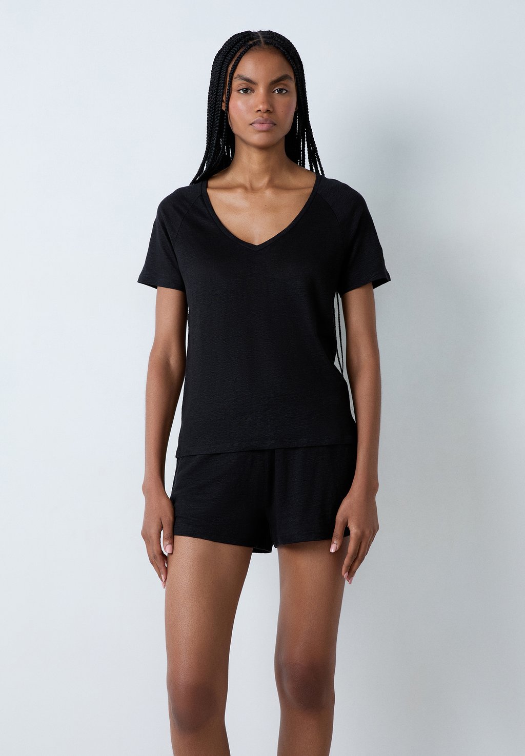 Пижамная рубашка JOSIE Etam, черный 
Пижамная рубашка JOSIE Etam, черный