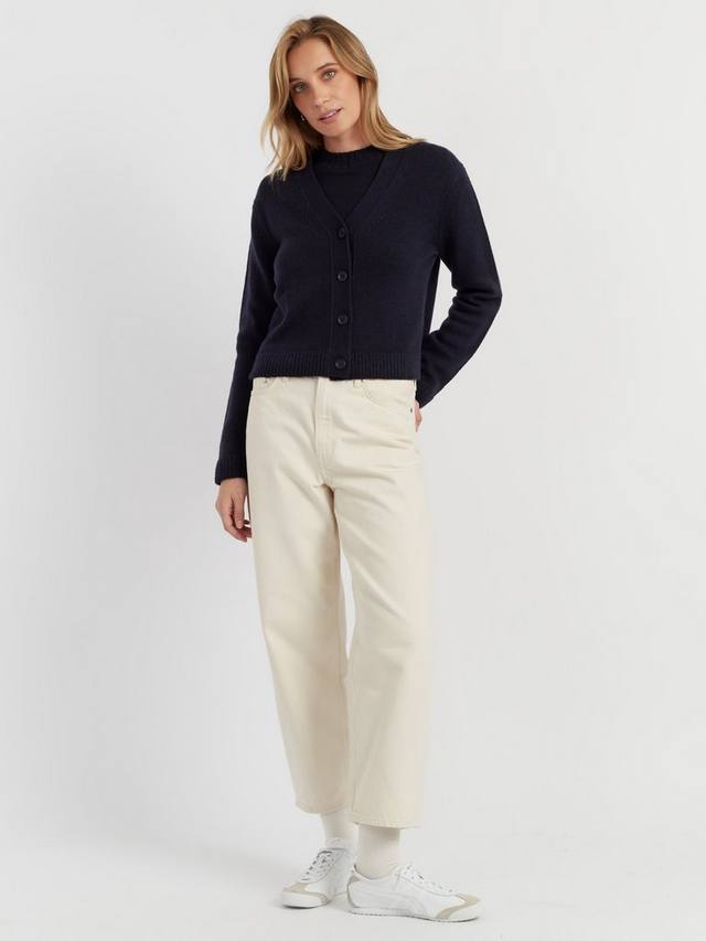 Кардиган из чистого кашемира с V-образным вырезом Chinti & Parker, Navy
Кардиган из чистого кашемира с V-образным вырезом Chinti & Parker, Navy