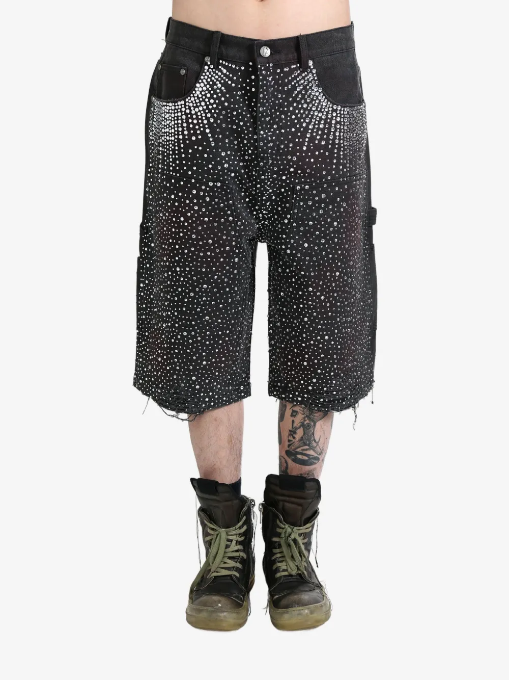 Застиранные джинсовые шорты, украшенные кристаллами Birth Of Royal Child, черный
Застиранные джинсовые шорты, украшенные кристаллами Birth Of Royal Child, черный