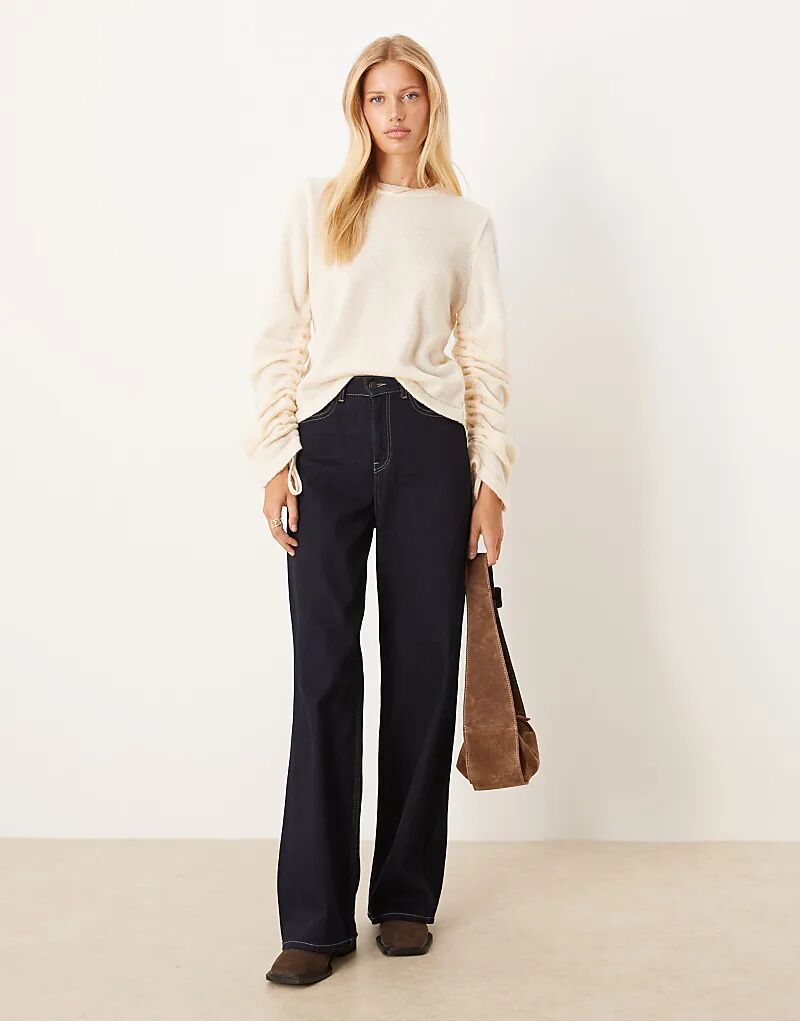 Вязаный свитер ASOS DESIGN со сборками на рукавах в цвете экрю
Вязаный свитер ASOS DESIGN со сборками на рукавах в цвете экрю