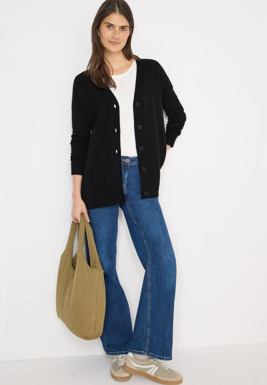 Кардиган Cecil Cardigan, Schwarz/Black
Кардиган Cecil Cardigan, Schwarz/Black