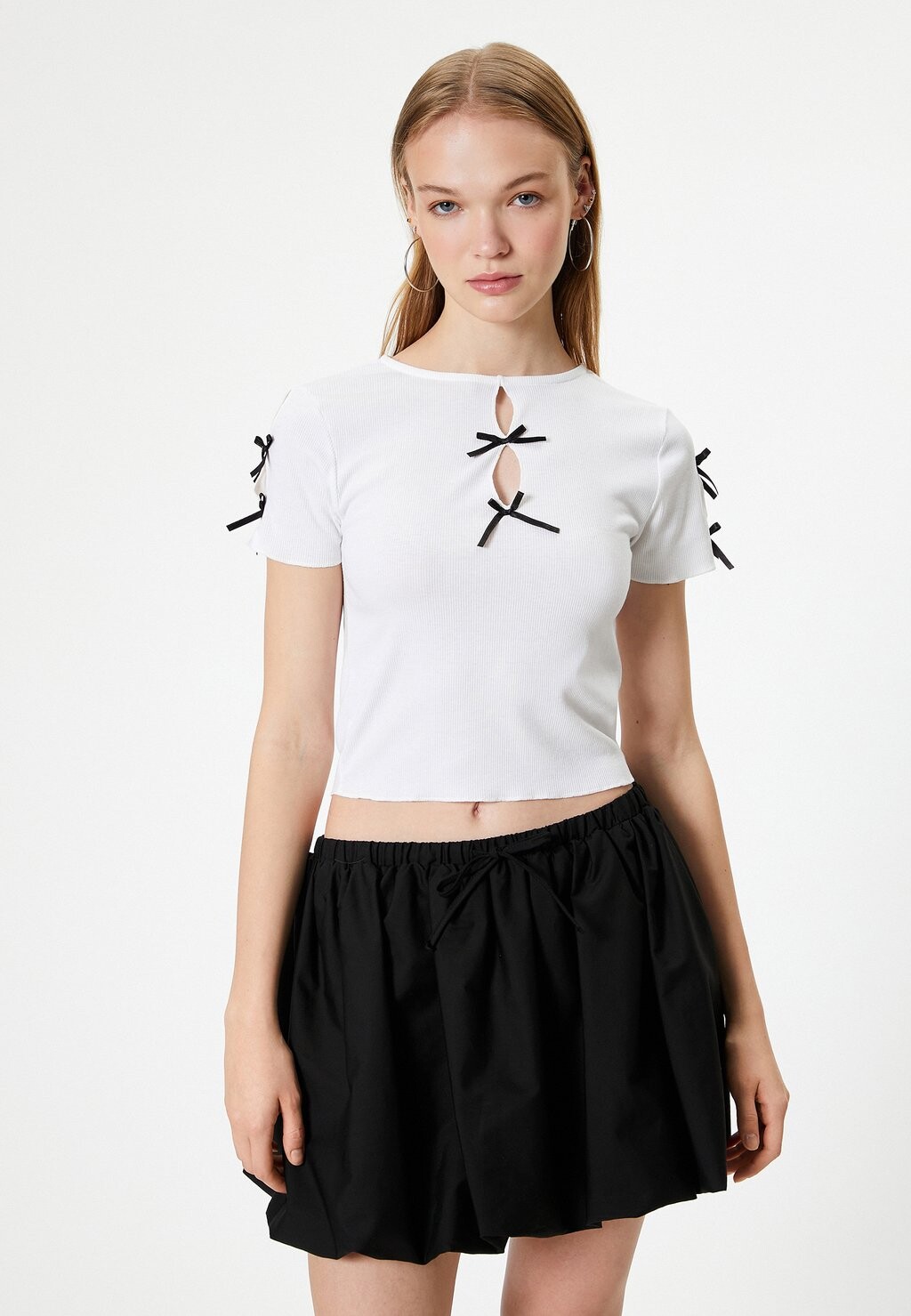 Блуза FLORAL CUT Koton, белый
Блуза FLORAL CUT Koton, белый