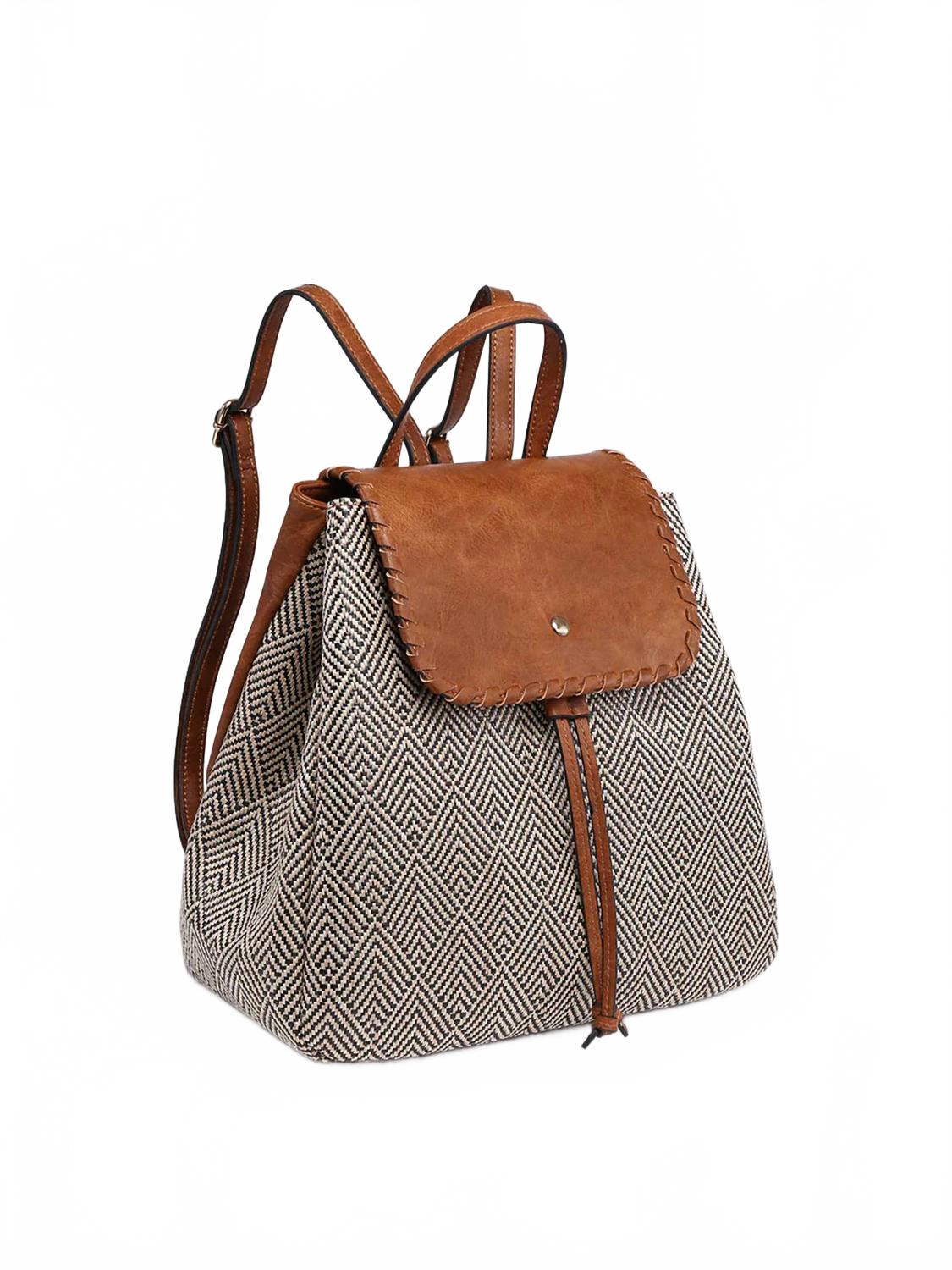 Женский бохо-рюкзак в черно-бежевом цвете Jen & Co.
Женский бохо-рюкзак в черно-бежевом цвете Jen & Co.