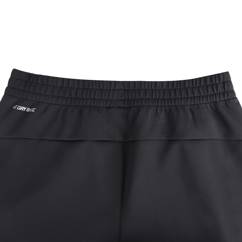 LINING Спортивные штаны женские черные
LINING Спортивные штаны женские черные