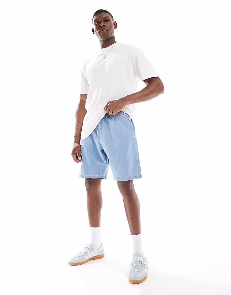 Jack & Jones свободные шорты из светлого денима с завязками синего цвета
Jack & Jones свободные шорты из светлого денима с завязками синего цвета