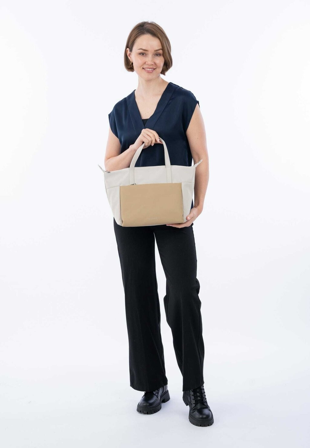 Сумка BETTINA Emily & Noah, цвет sand, Бежевый, Сумка BETTINA Emily & Noah, цвет sand
Сумка BETTINA Emily & Noah, цвет sand, Бежевый, Сумка BETTINA Emily & Noah, цвет sand