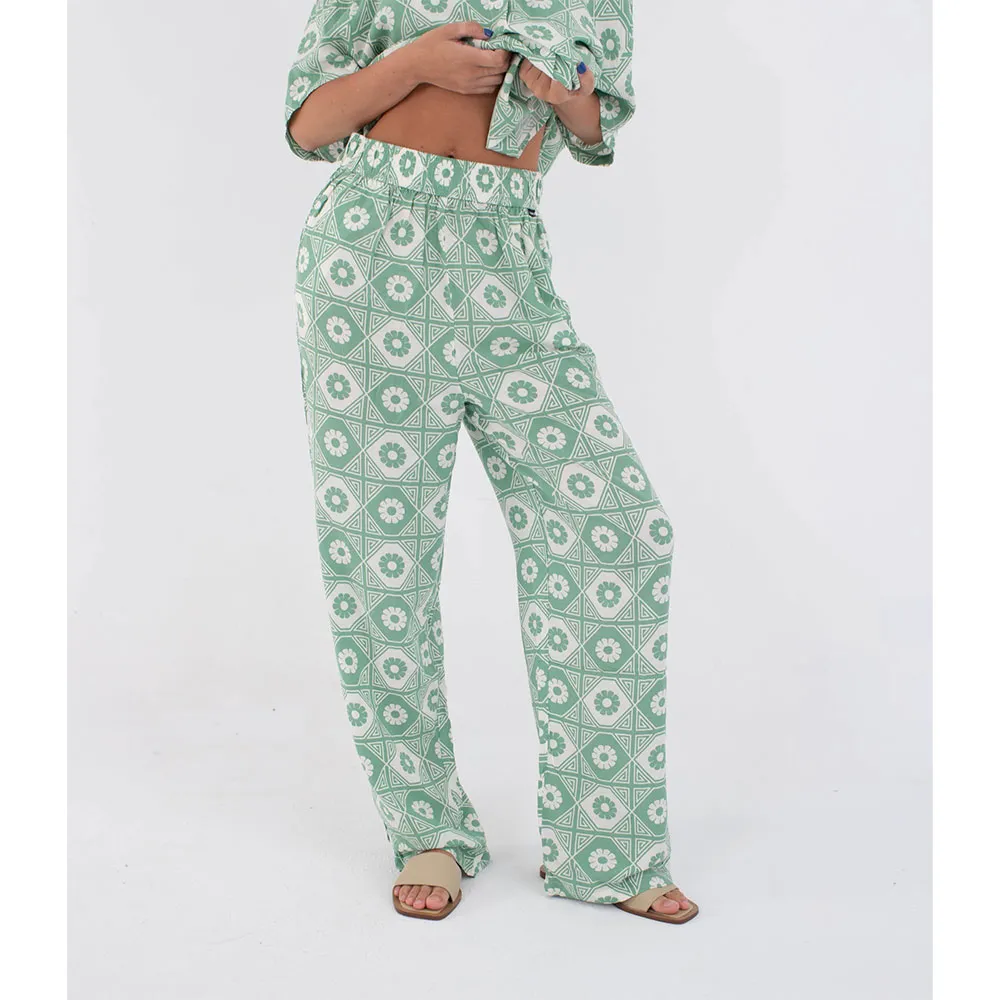 Брюки Hurley Mikonos, зеленый
Брюки Hurley Mikonos, зеленый