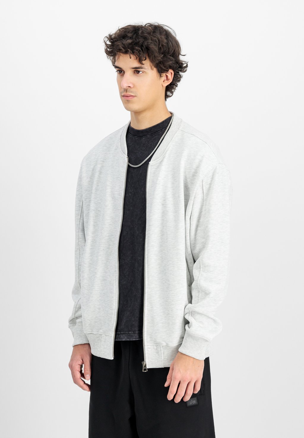 Куртка-бомбер STUDIO EDITION - Zip-up sweatshirt Alpha Industries, цвет Pastel Grey Melange
Куртка-бомбер STUDIO EDITION - Zip-up sweatshirt Alpha Industries, цвет Pastel Grey Melange