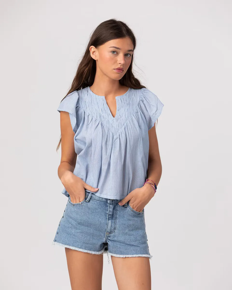 Женская блузка с V-образным вырезом и короткими рукавами-фонариками Noon, синий
Женская блузка с V-образным вырезом и короткими рукавами-фонариками Noon, синий