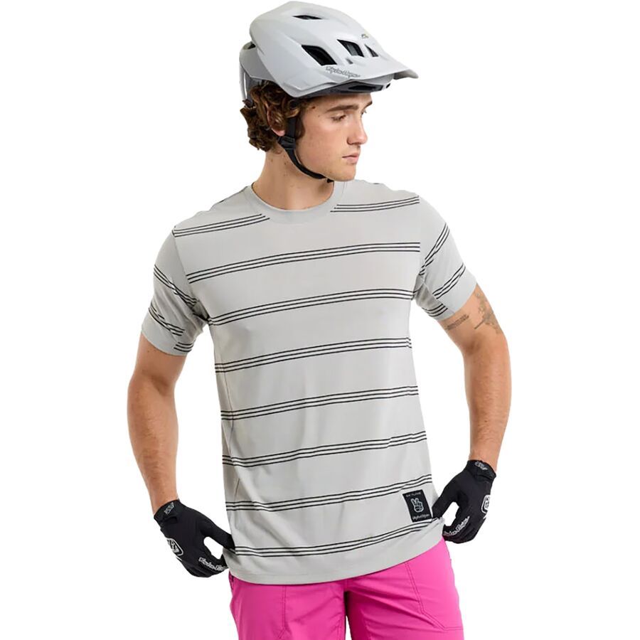 Футболка Troy Lee Designs Skyline Short-Sleeve Ride Troy Lee Designs, Washed Out Limestone
Футболка Troy Lee Designs Skyline Short-Sleeve Ride Troy Lee Designs, Washed Out Limestone