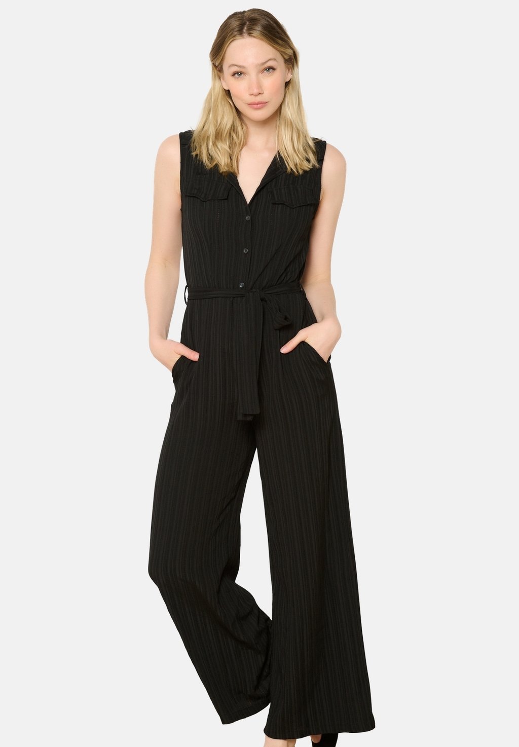 Комбинезон SLEEVELESS FLOWY LolaLiza, черный 
Комбинезон SLEEVELESS FLOWY LolaLiza, черный