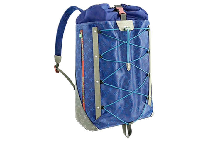 Рюкзак из холста электрик синий мужской LOUIS VUITTON
Рюкзак из холста электрик синий мужской LOUIS VUITTON